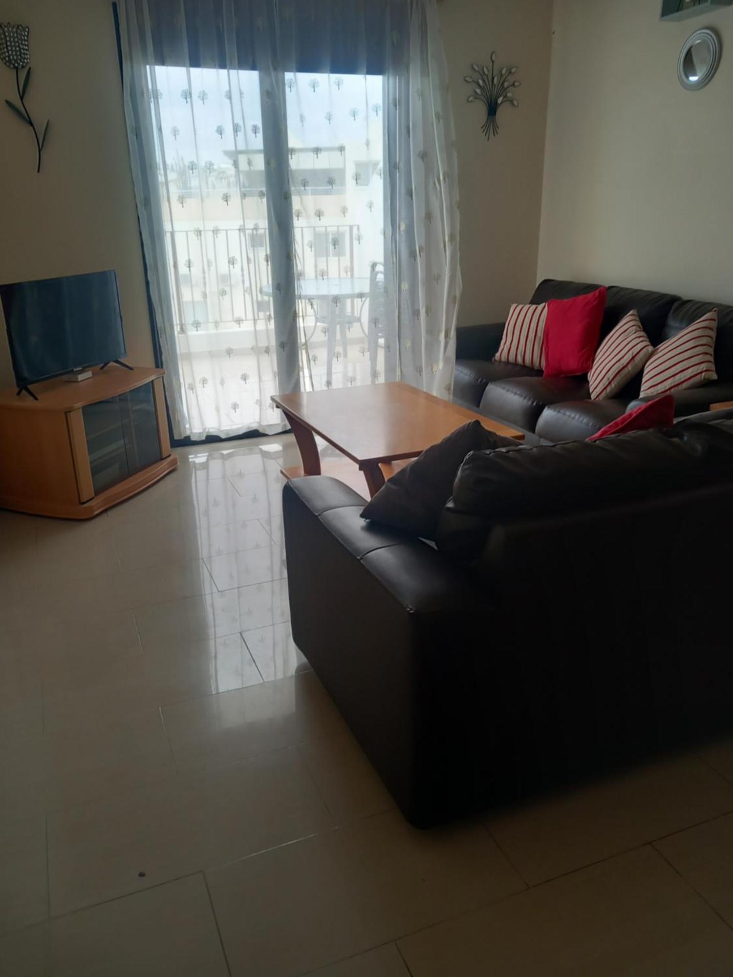 Barlee'S Apartment Paralimni Exterior photo